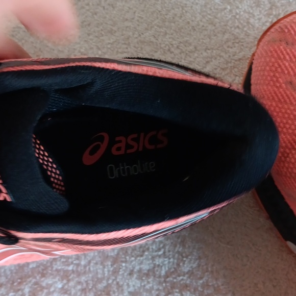 Asics Gel Jadeite Running Shoes - Picture 15 of 16
